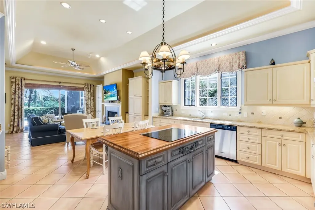 15588 Whitney Lane Naples FL 34110