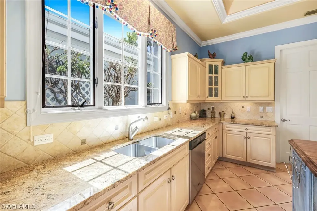 15588 Whitney Lane Naples FL 34110