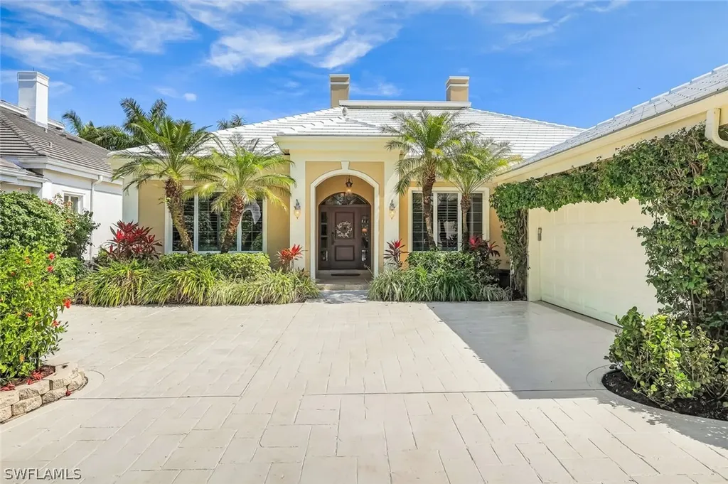 15588 Whitney Lane Naples FL 34110