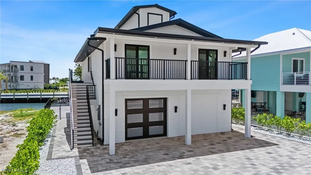 910 3rd Street Fort Myers Beach FL 33931