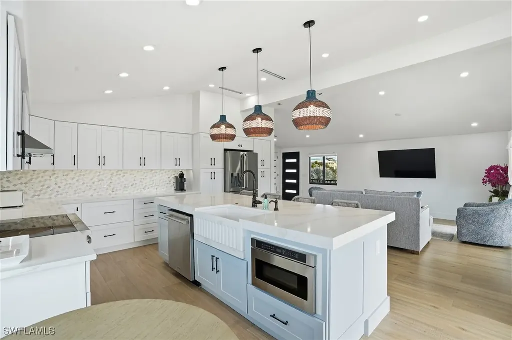 910 3rd Street Fort Myers Beach FL 33931