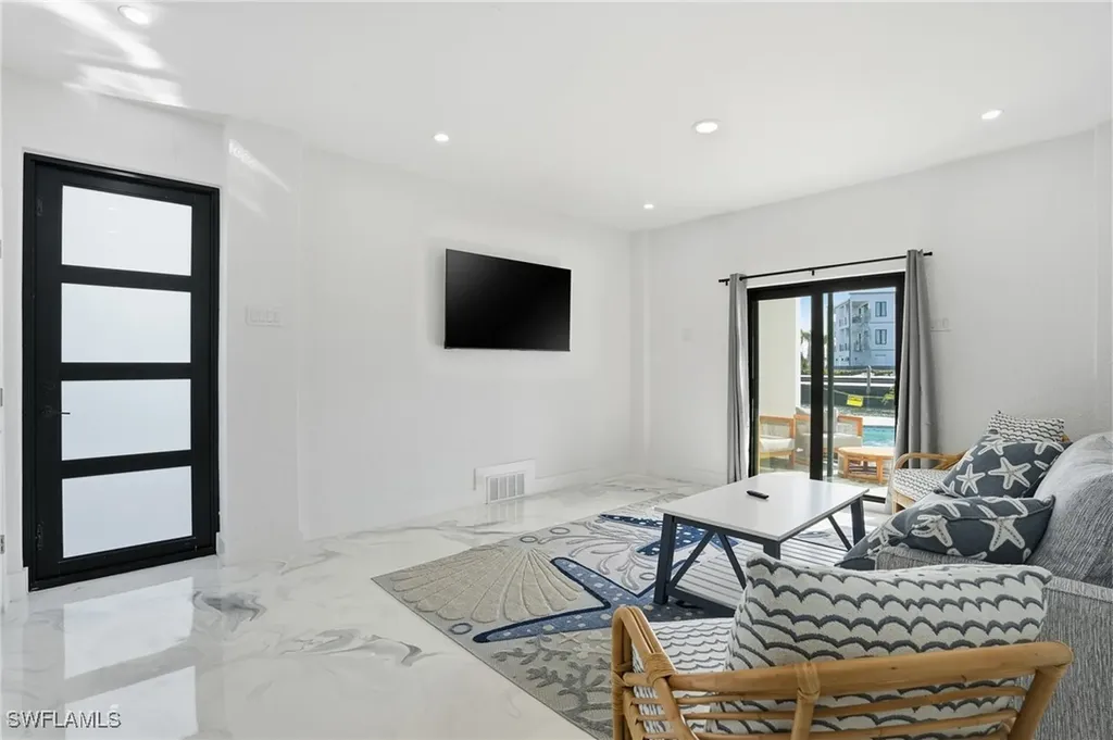 910 3rd Street Fort Myers Beach FL 33931