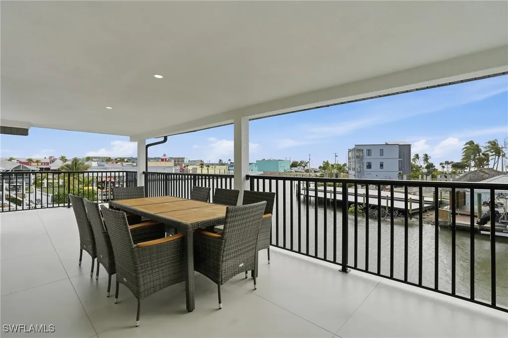 910 3rd Street Fort Myers Beach FL 33931