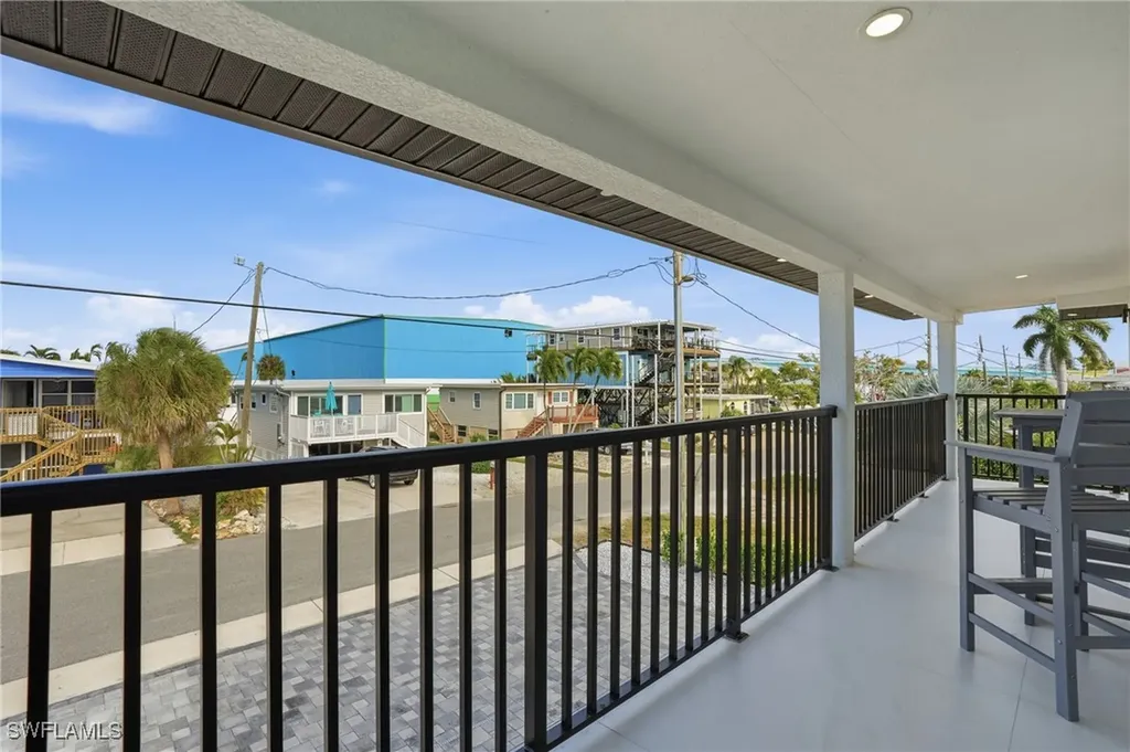 910 3rd Street Fort Myers Beach FL 33931