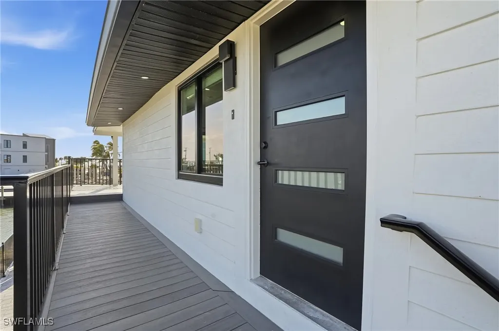 910 3rd Street Fort Myers Beach FL 33931