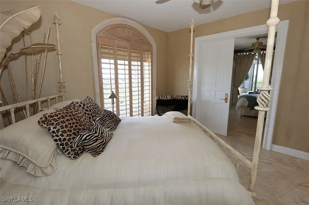 8665 Bay Colony Drive Naples FL 34108