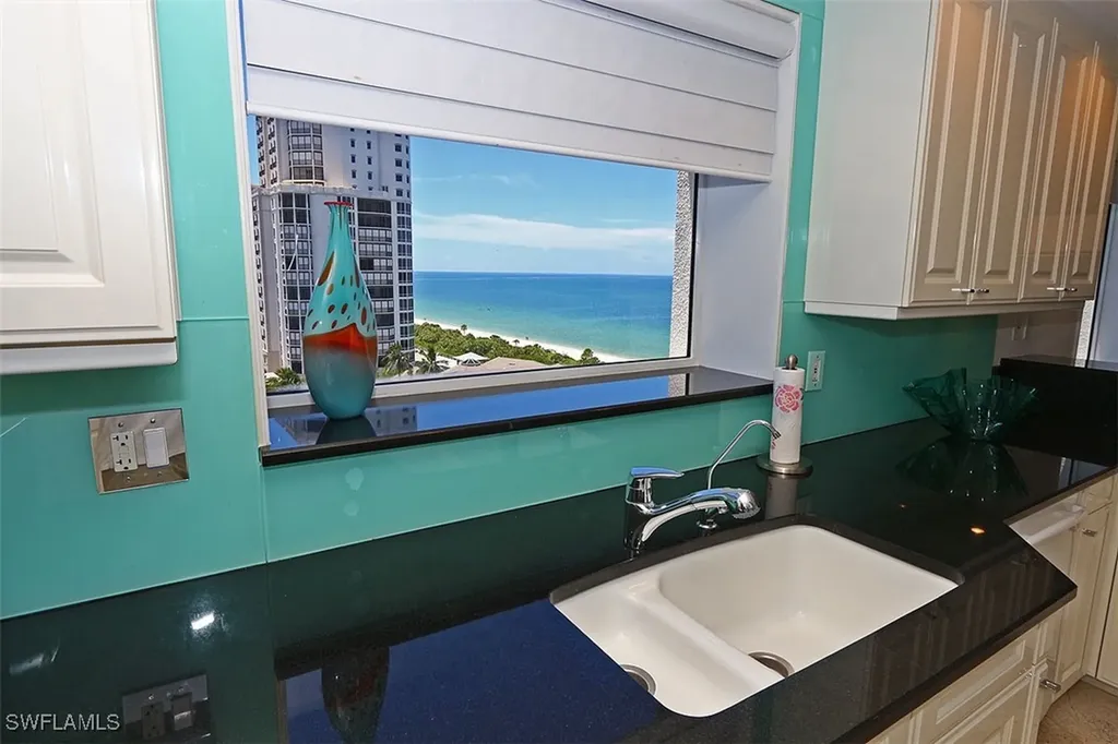 8665 Bay Colony Drive Naples FL 34108