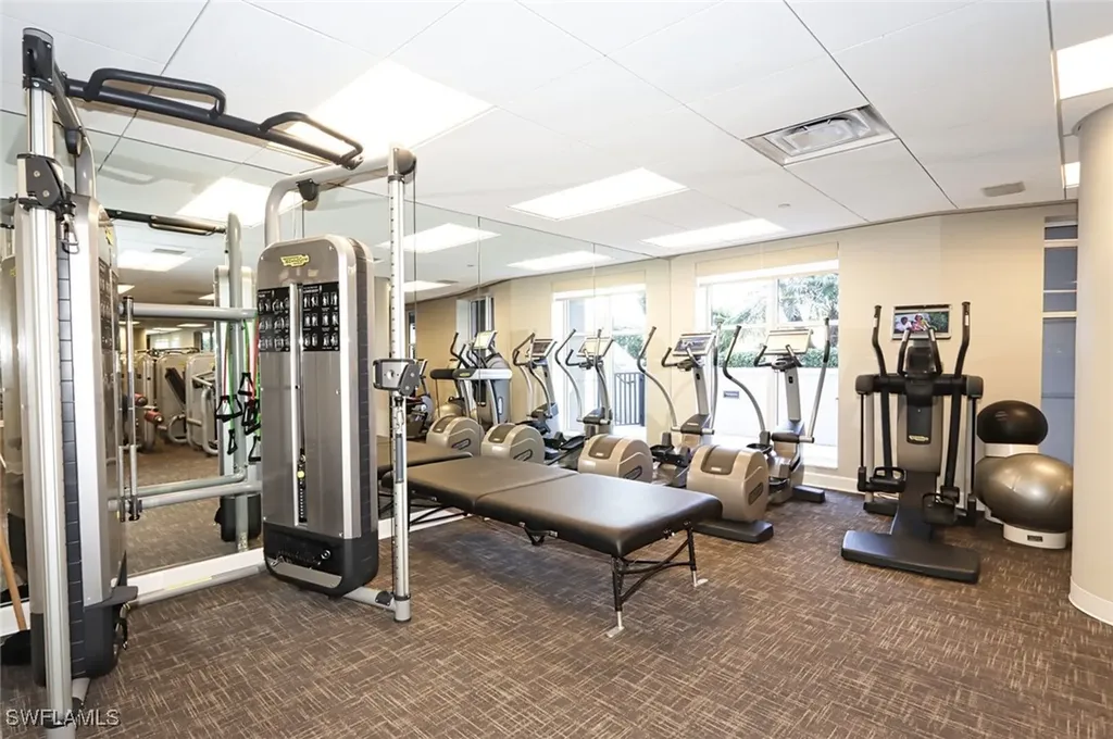 8665 Bay Colony Drive Naples FL 34108