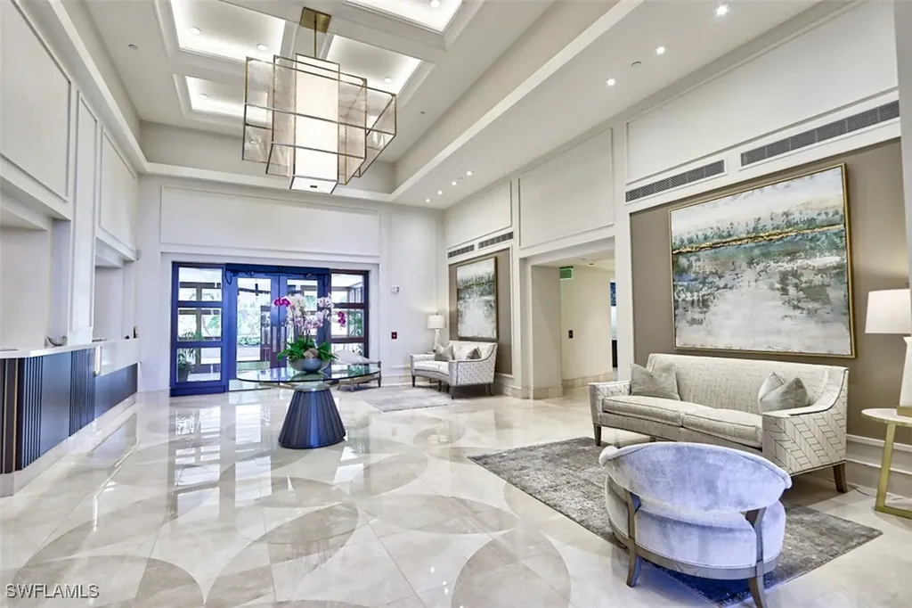 8665 Bay Colony Drive Naples FL 34108