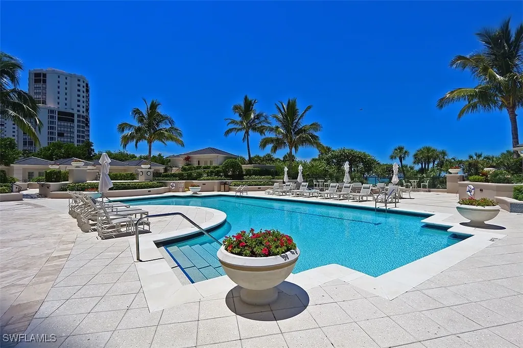 8665 Bay Colony Drive Naples FL 34108