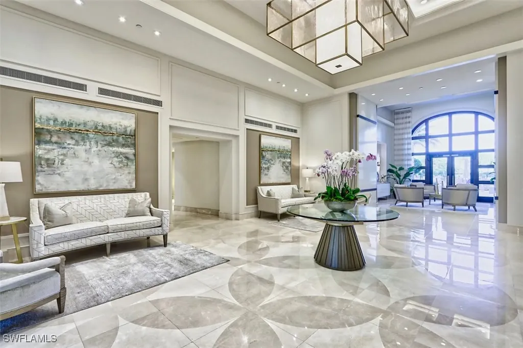 8665 Bay Colony Drive Naples FL 34108