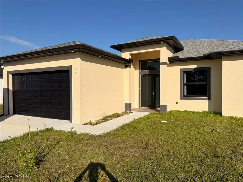 941 Columbus Boulevard S Lehigh Acres FL 33974