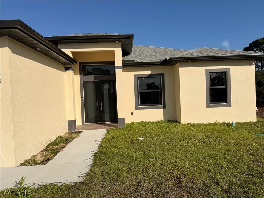 941 Columbus Boulevard S Lehigh Acres FL 33974