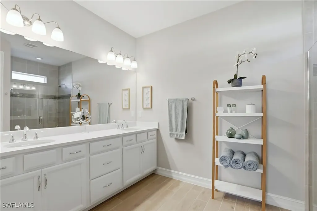 28137 Seasons Tide Avenue Bonita Springs FL 34135