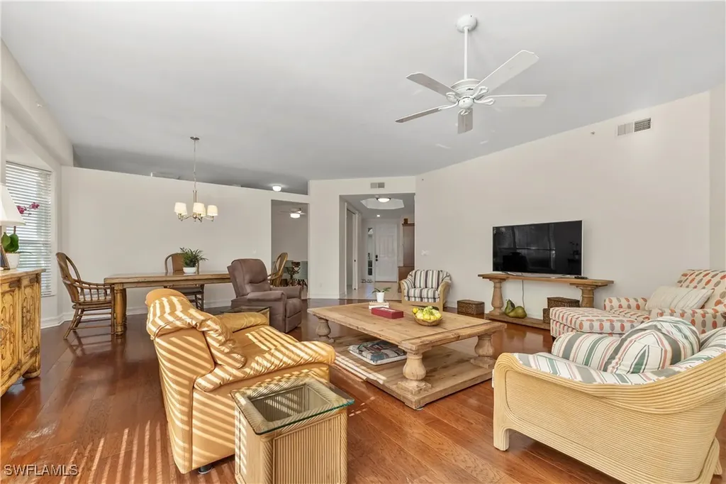 1875 Les Chateaux Boulevard Naples FL 34109