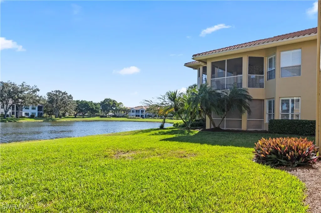 1875 Les Chateaux Boulevard Naples FL 34109