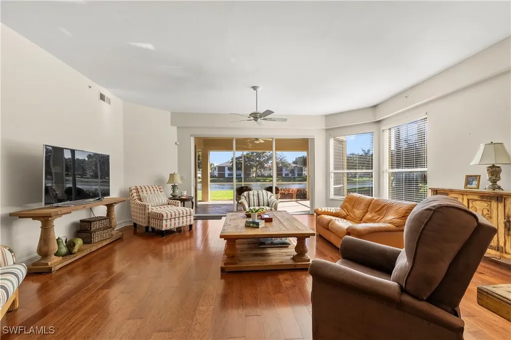 1875 Les Chateaux Boulevard Naples FL 34109