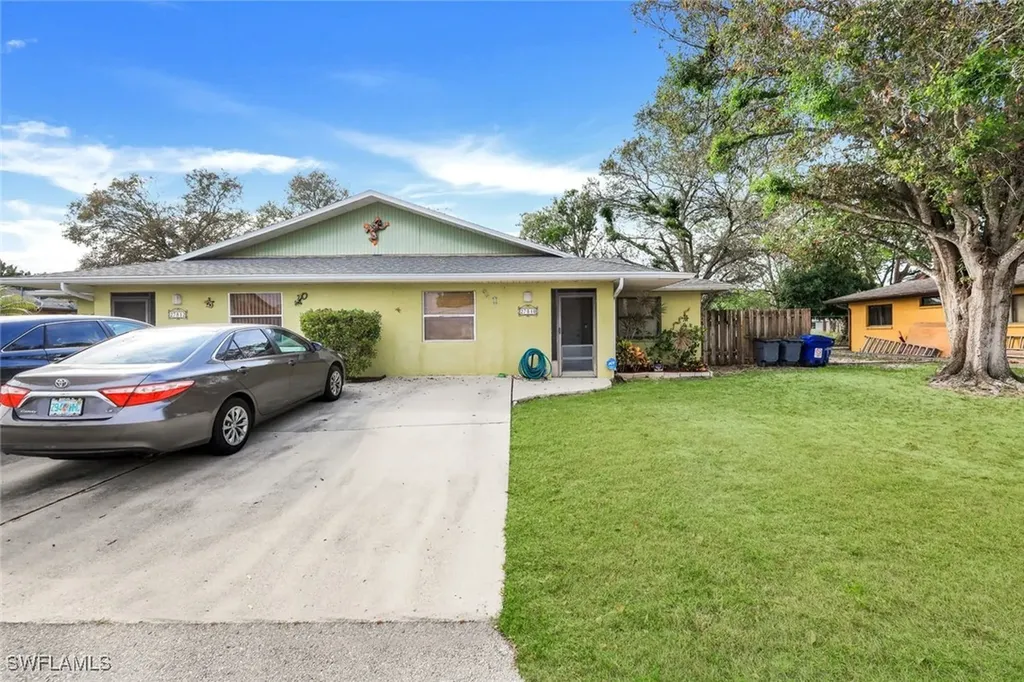 27810/27812 Pension Place Bonita Springs FL 34135