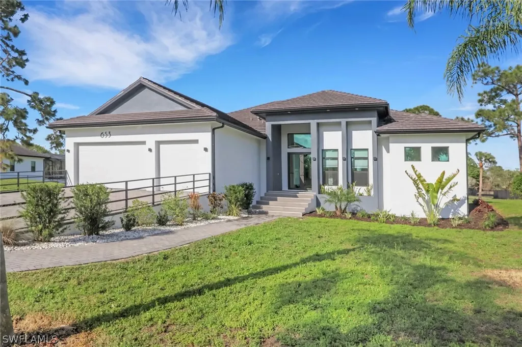 Naples FL, 653 23RD Street SW