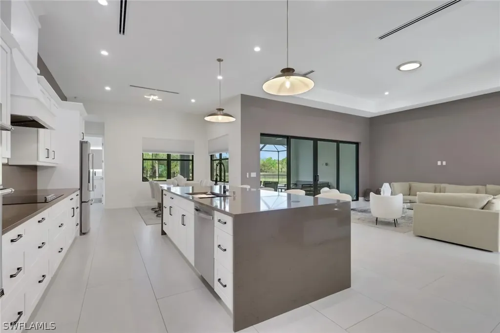 653 23rd Street SW Naples FL 34117