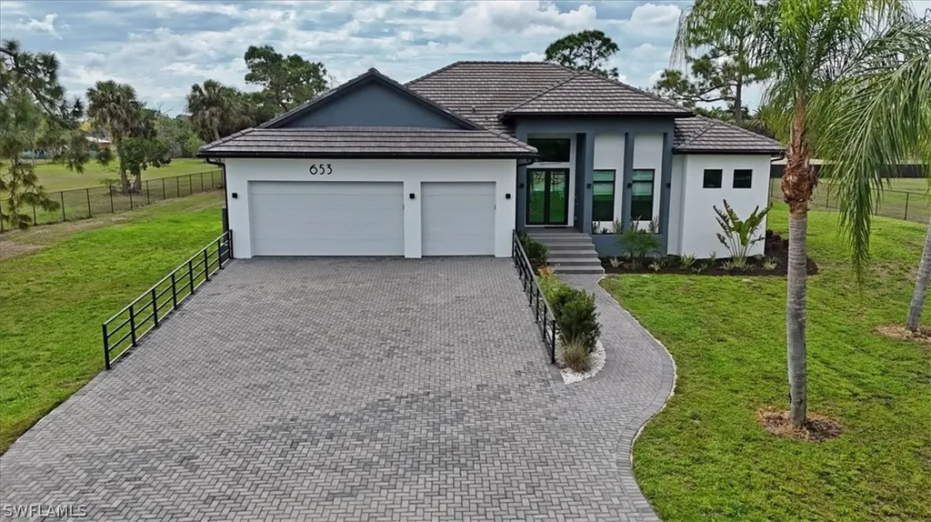 653 23rd Street SW Naples FL 34117