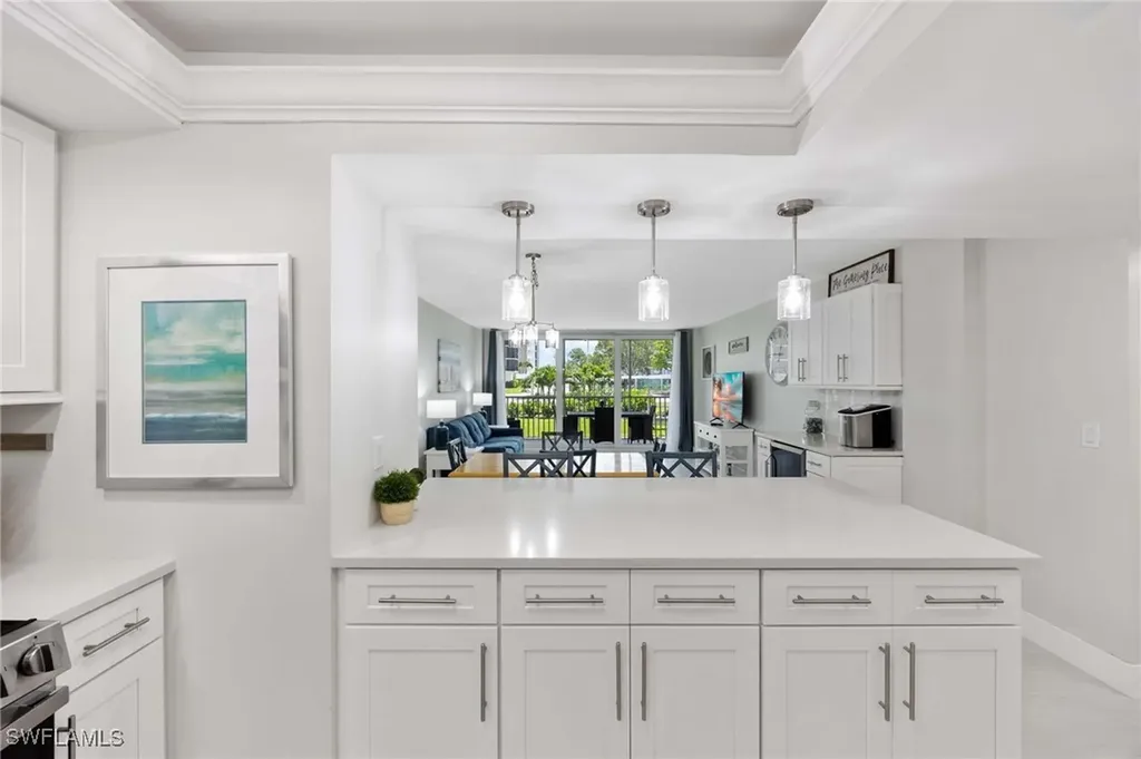 5 Bluebill Avenue Naples FL 34108