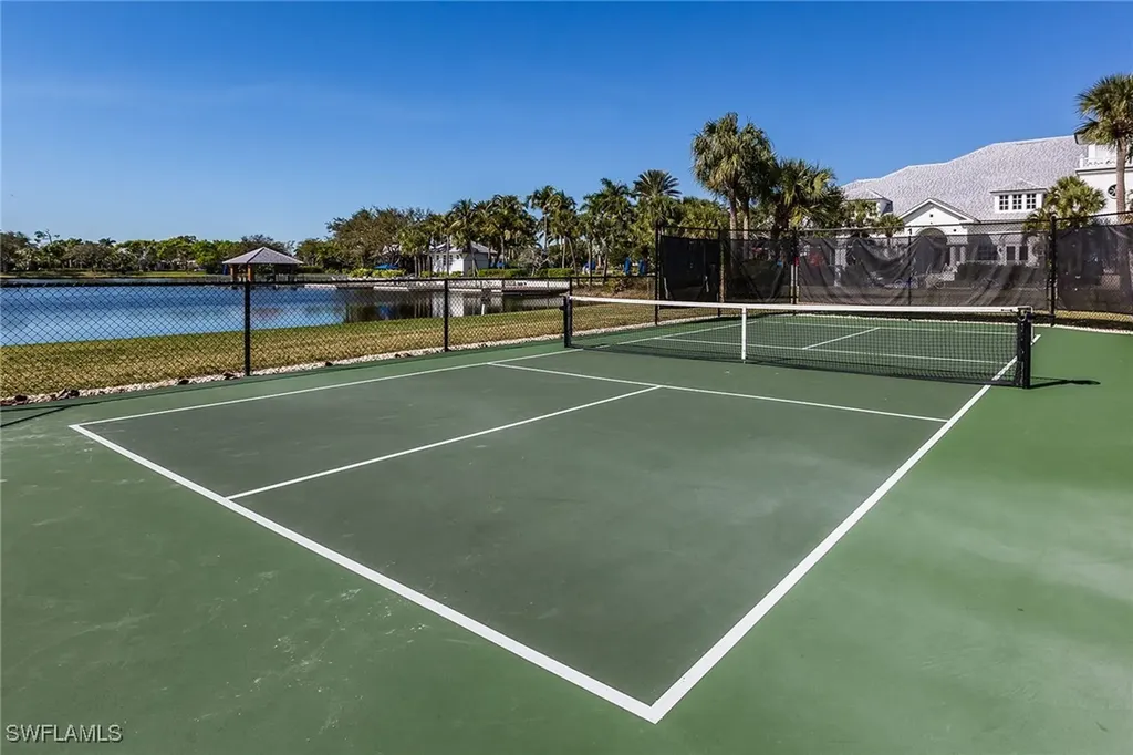 3985 Deer Crossing Court Naples FL 34114