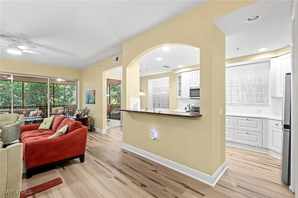 3985 Deer Crossing Court Naples FL 34114