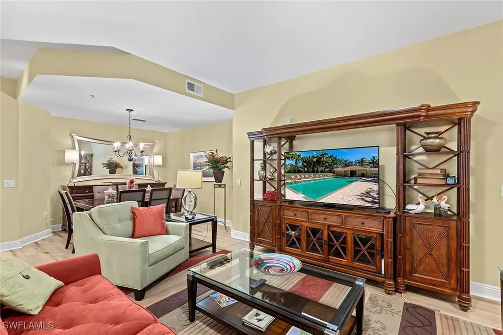 3985 Deer Crossing Court Naples FL 34114