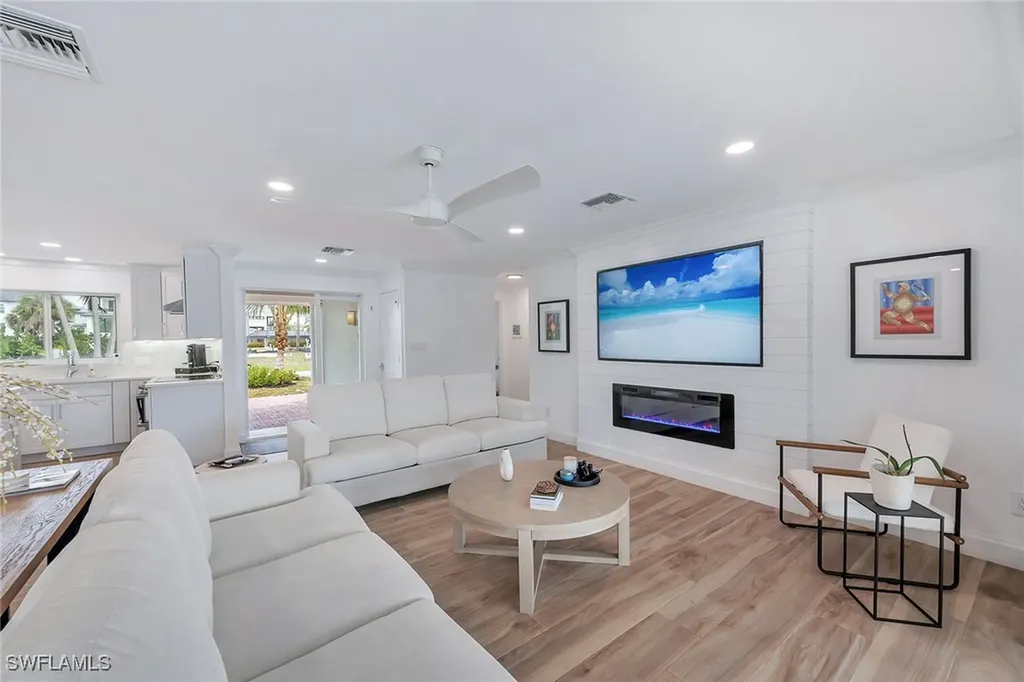 418 Germain Avenue Naples FL 34108