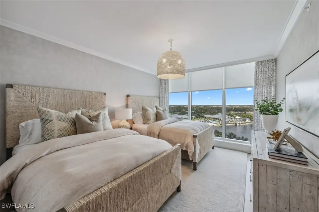 13925 Old Coast Road Naples FL 34110