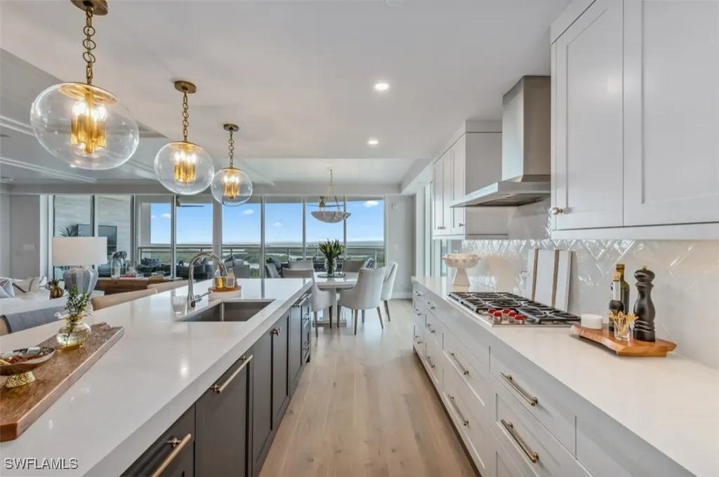 13925 Old Coast Road Naples FL 34110