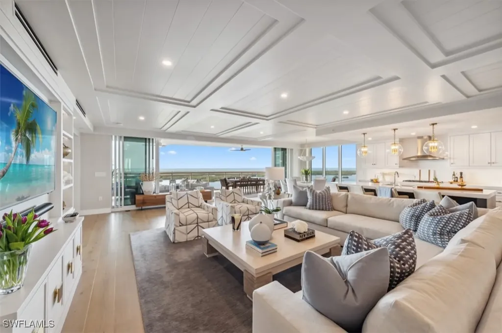 13925 Old Coast Road Naples FL 34110