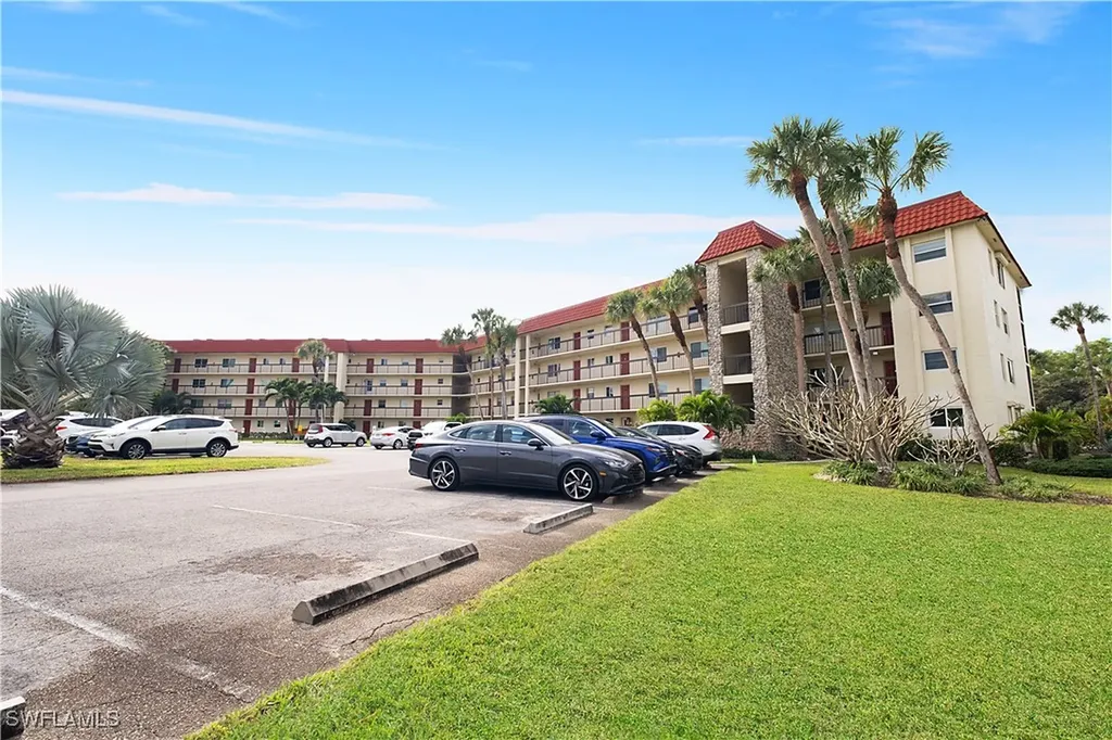 4380 27th Court SW Naples FL 34116