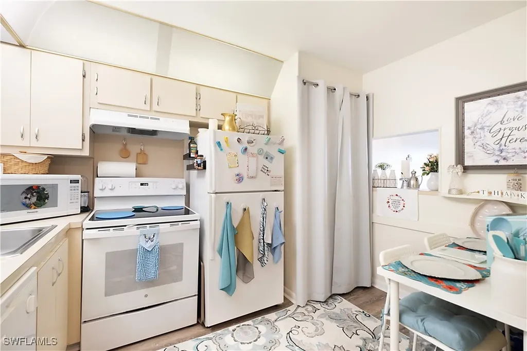 4380 27th Court SW Naples FL 34116