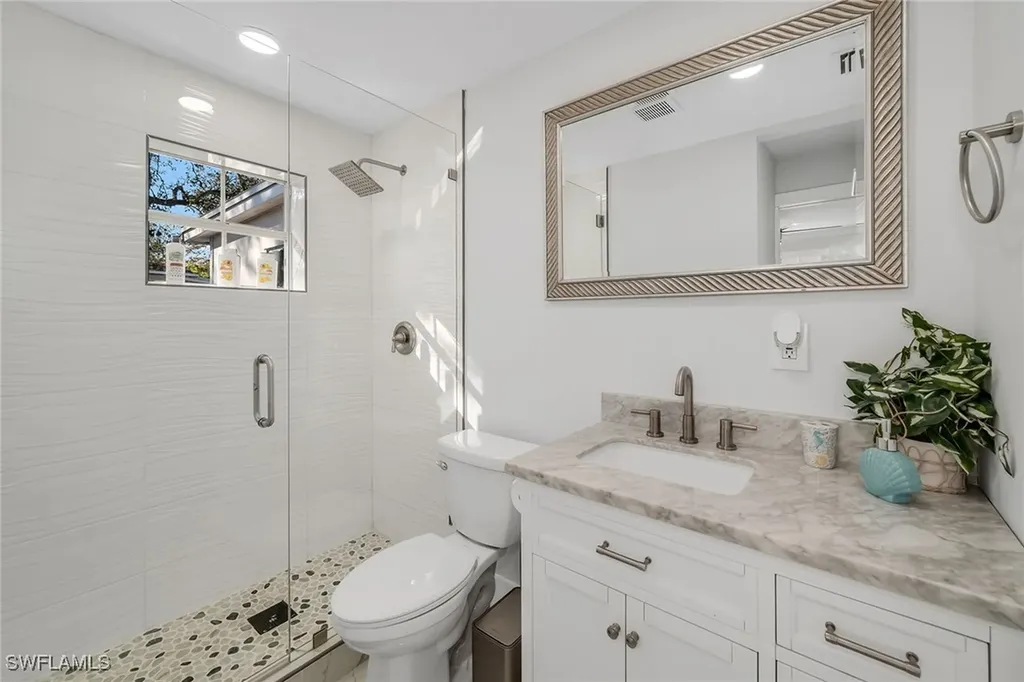 3954 Coconut Circle N Naples FL 34104