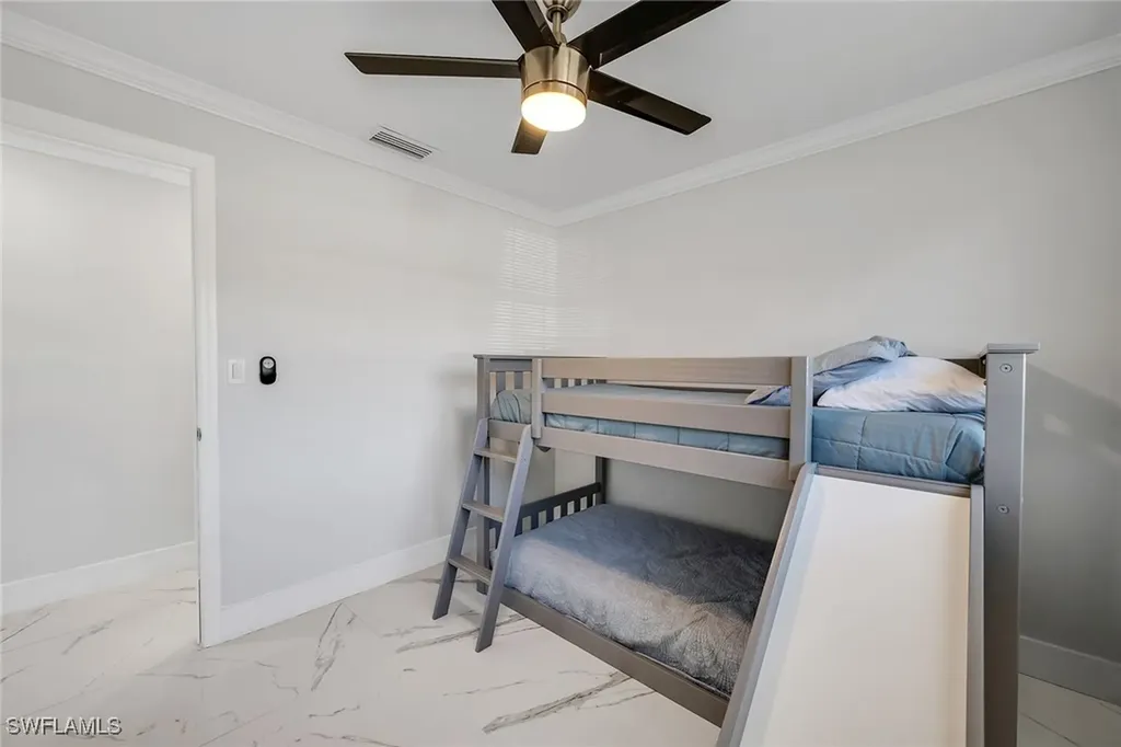 3954 Coconut Circle N Naples FL 34104