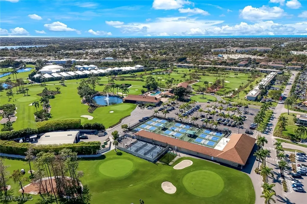 247 Winners Circle Naples FL 34112