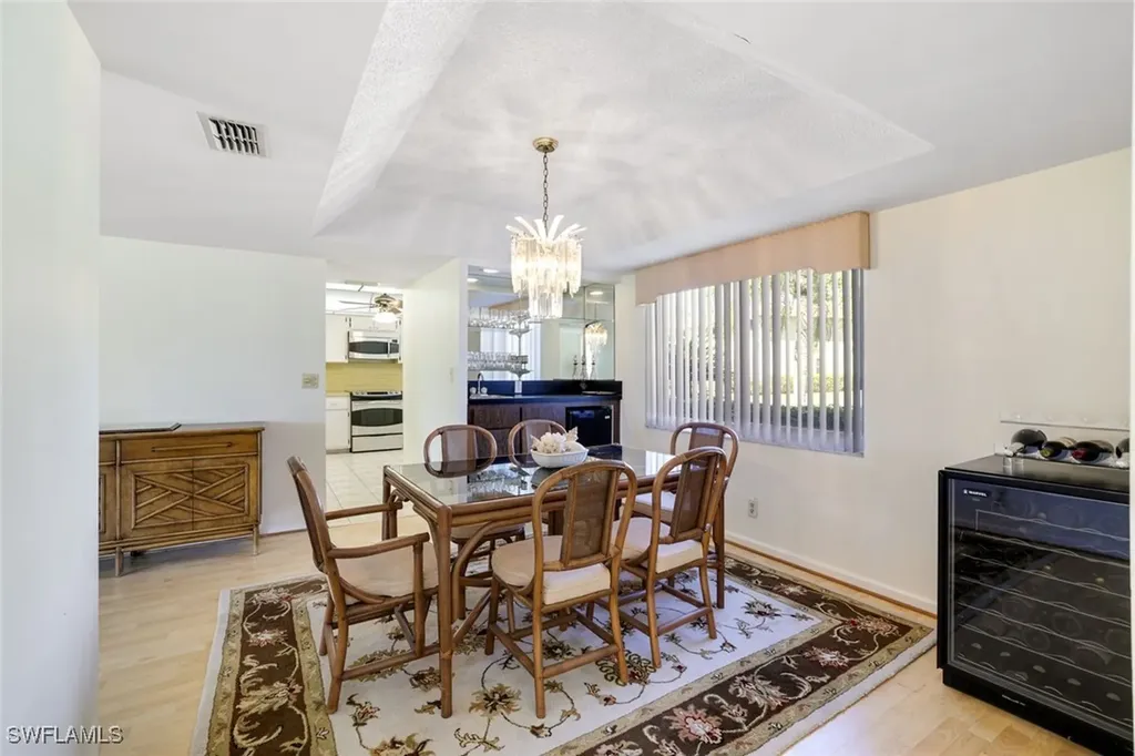 247 Winners Circle Naples FL 34112