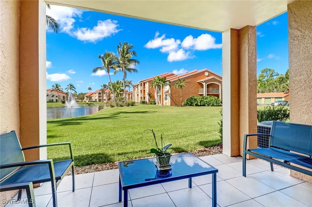 1265 Wildwood Lakes Boulevard Naples FL 34104