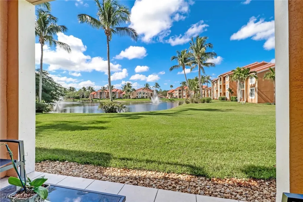 1265 Wildwood Lakes Boulevard Naples FL 34104