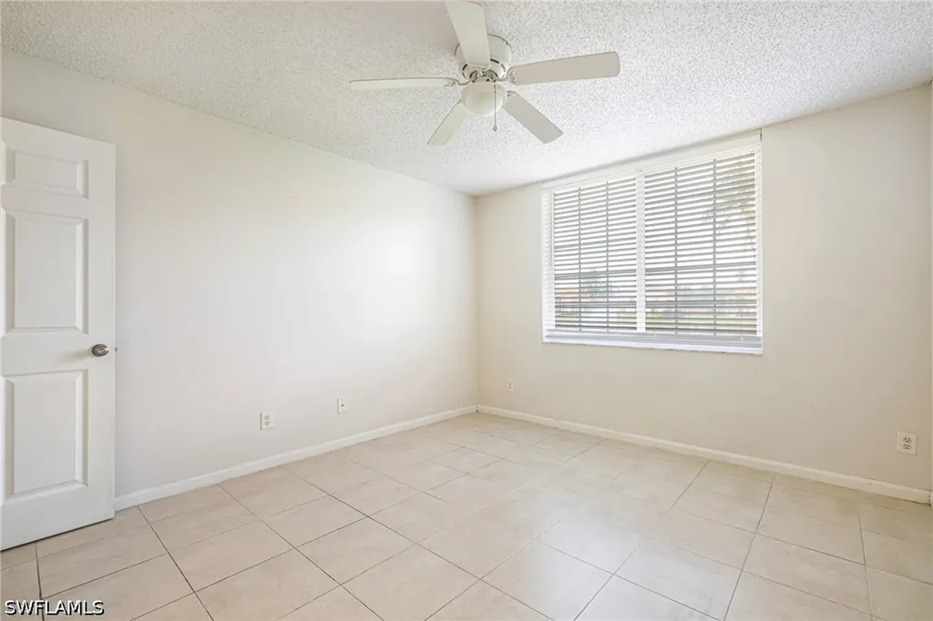 1265 Wildwood Lakes Boulevard Naples FL 34104