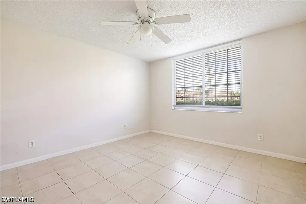 1265 Wildwood Lakes Boulevard Naples FL 34104