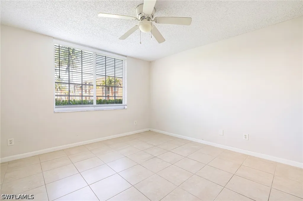 1265 Wildwood Lakes Boulevard Naples FL 34104