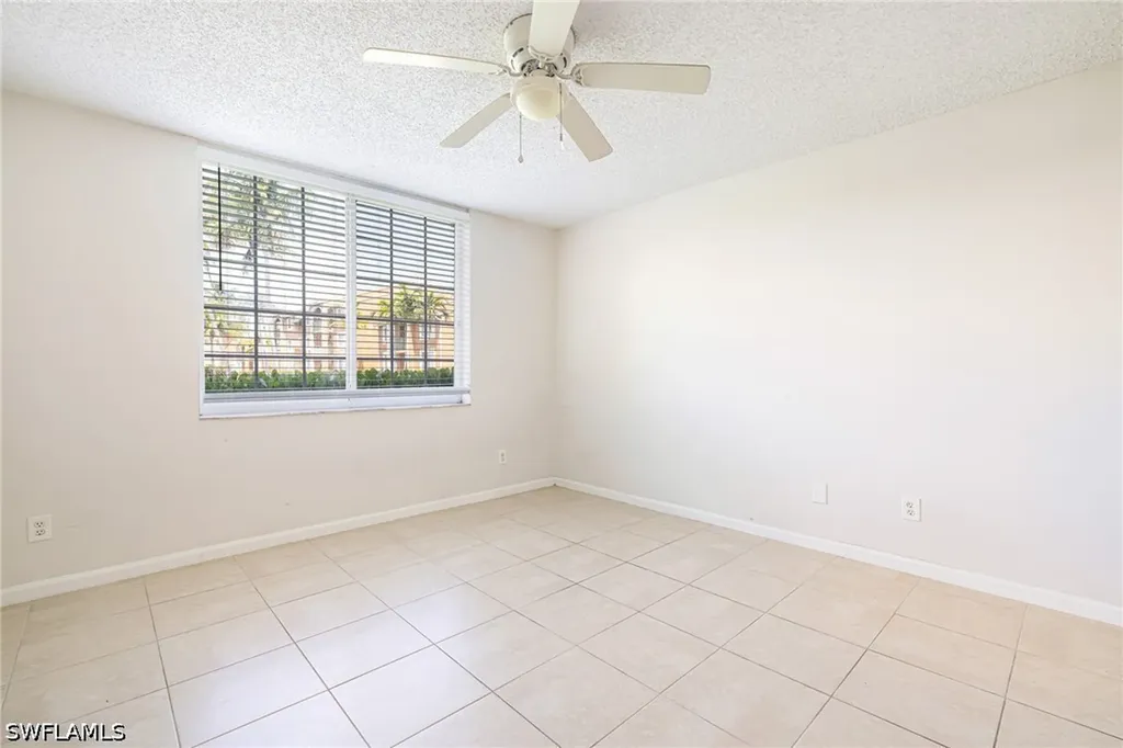 1265 Wildwood Lakes Boulevard Naples FL 34104