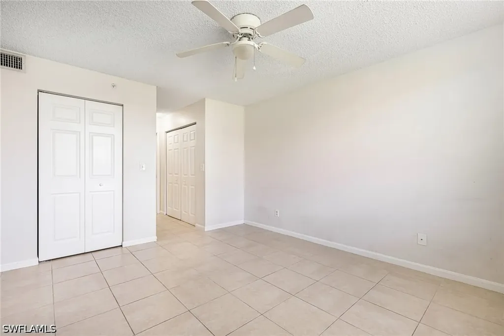 1265 Wildwood Lakes Boulevard Naples FL 34104