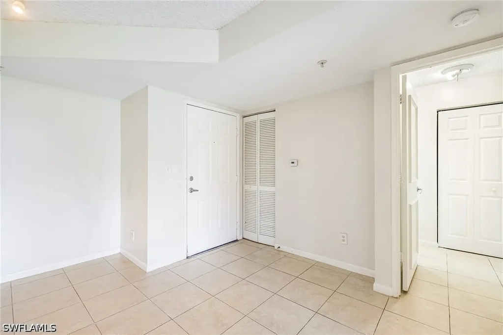 1265 Wildwood Lakes Boulevard Naples FL 34104
