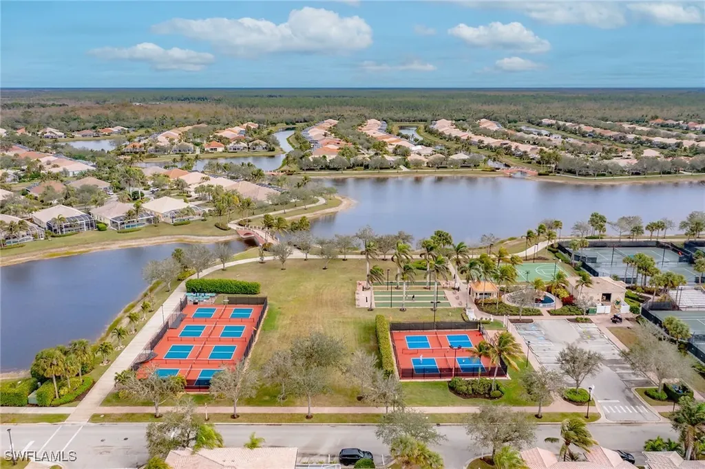 7710 Tommasi Court Naples FL 34114