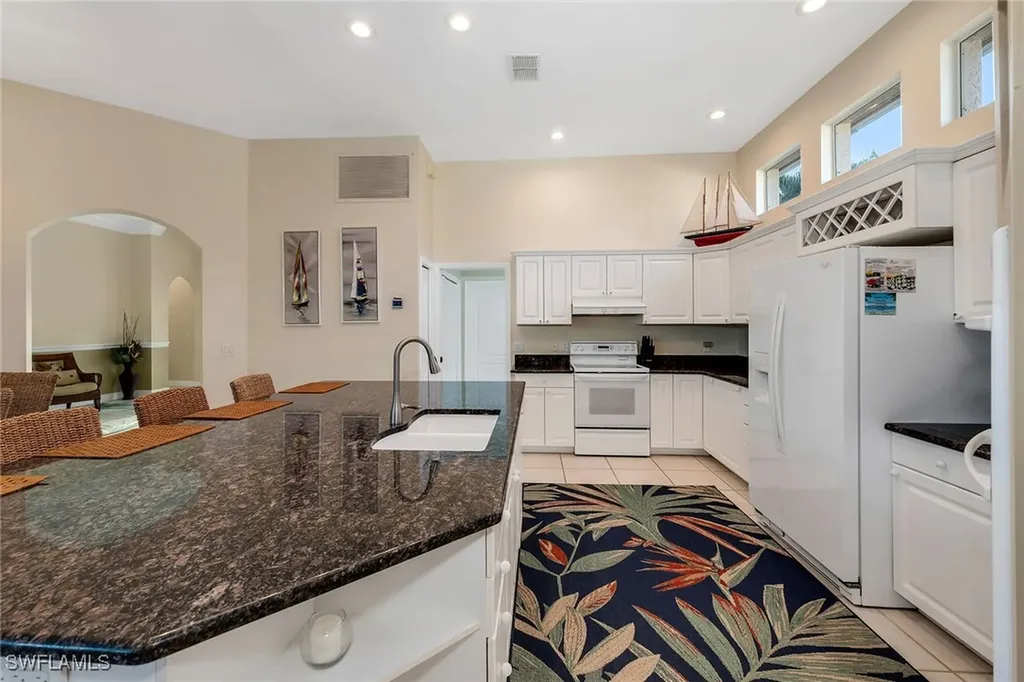 934 Marble Drive Naples FL 34104