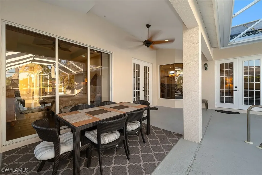 934 Marble Drive Naples FL 34104
